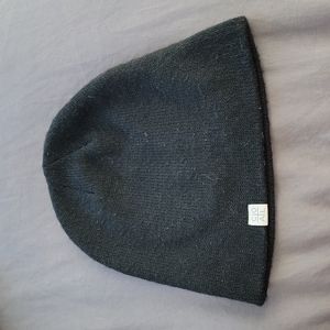 2/10$ Caol beanie